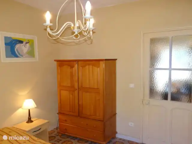 Location de Vacances France, Bouches-du-Rhône, Saint-Étienne-du-Grès, maison de vacances - Maison avec piscine privée et jardin Chambre à coucher