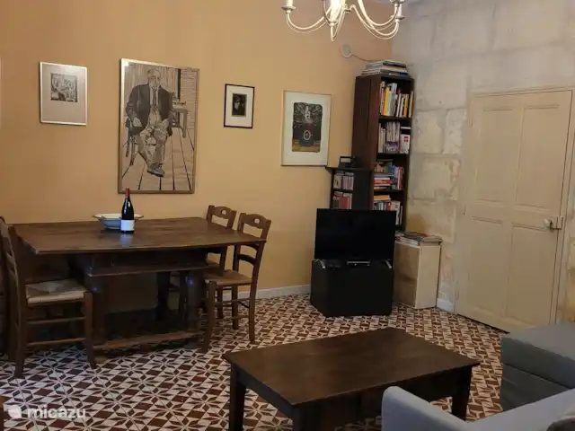 Location de Vacances France, Bouches-du-Rhône, Saint-Étienne-du-Grès, maison de vacances - Maison avec piscine privée et jardin Salon