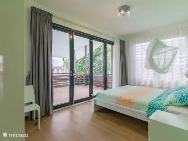 Location de Vacances Suriname, Paramaribo, Paramaribo, appartement - Icare VI chambre 1 avec climatisation et moustiquaire