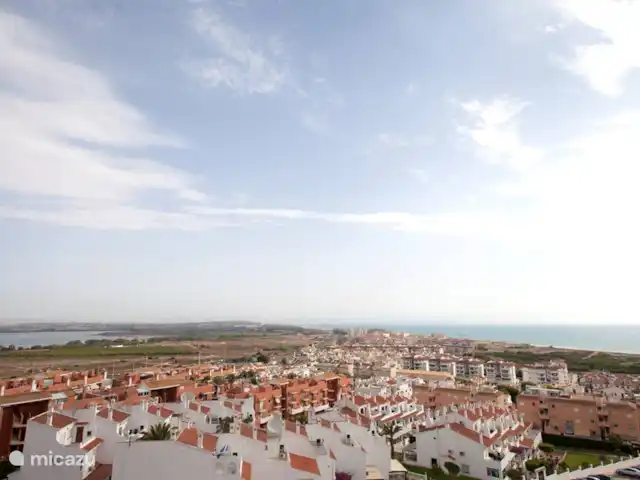 penthouse huren in Spanje, Costa Blanca, La Mata – Jardin del Mar Zowel frontaal zeezicht als op het zoutmeer van La Mata