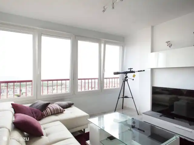 penthouse huren in Spanje, Costa Blanca, La Mata – Jardin del Mar Woonkamer met 49 Inch satelliet TV