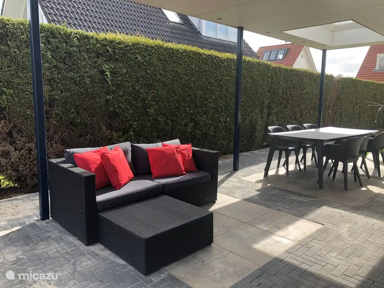 Überdachte Terrasse