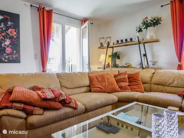Parignac | France, Lot, Payrignac - villa Le salon