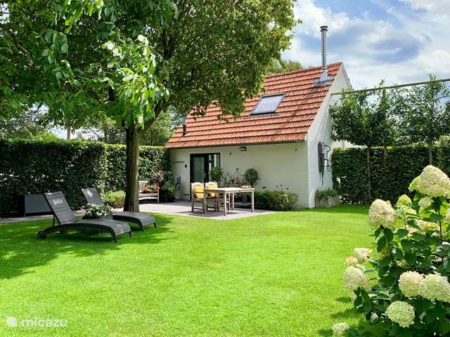 Holiday home in Netherlands, Limburg, Heythuysen - holiday house Heitse | B&B and holiday home