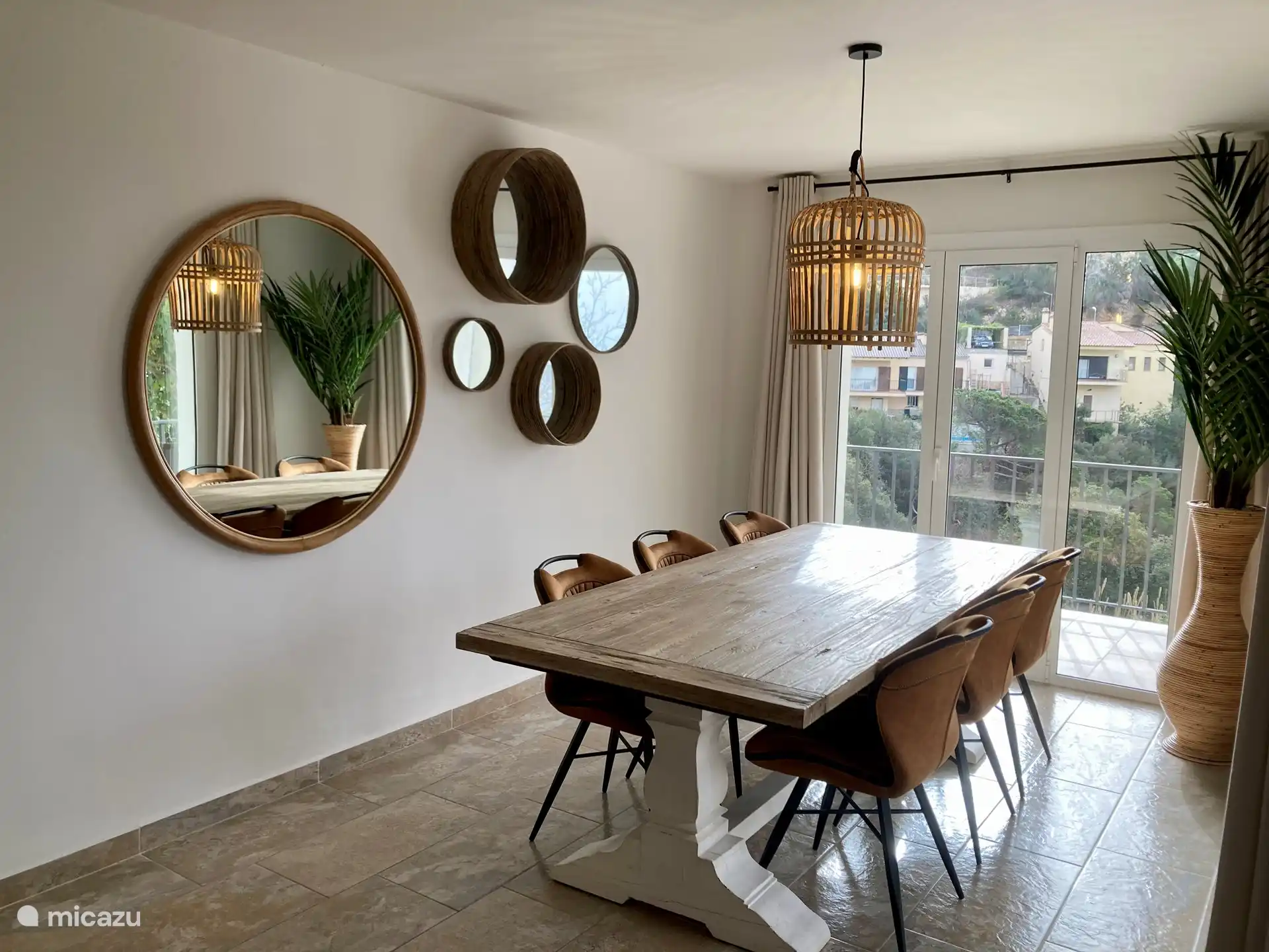 Wohnzimmer mittlere Etage