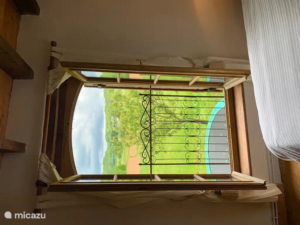 Schlafzimmer 2 anzeigen