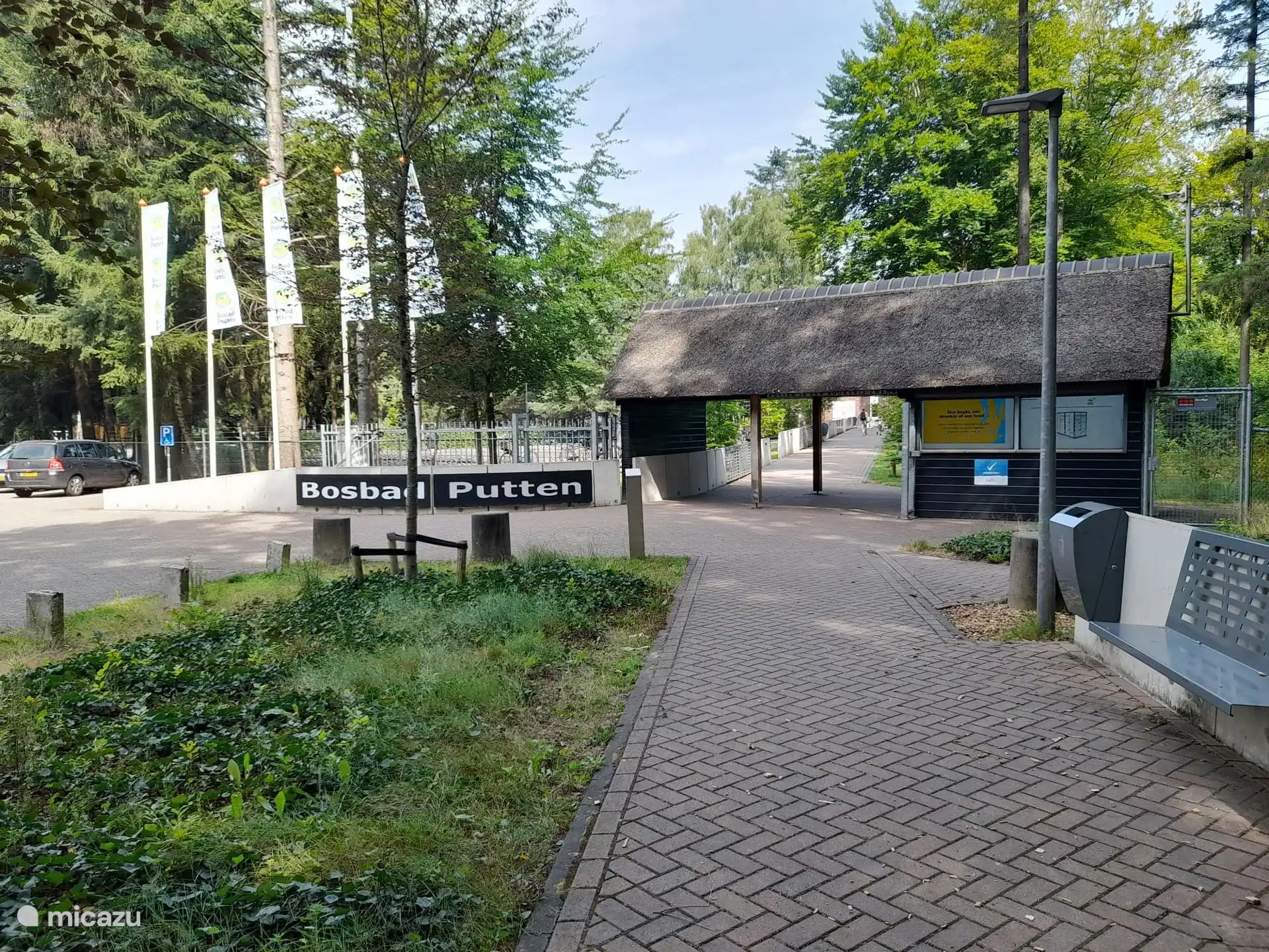 We have a beautiful subtropical swimming pool Bosbad Putten in Putten. You can swim laps here but also enjoy the subtropical pool or the wild water rapids.