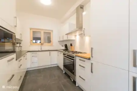 Vakantiehuis Oostenrijk, Tirol, Westendorf vakantiehuis Groepshuis Westendorf Keuken