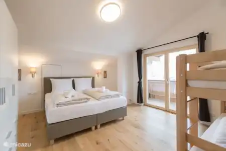 Vakantiehuis Oostenrijk, Tirol, Westendorf vakantiehuis Groepshuis Westendorf Slaapkamer