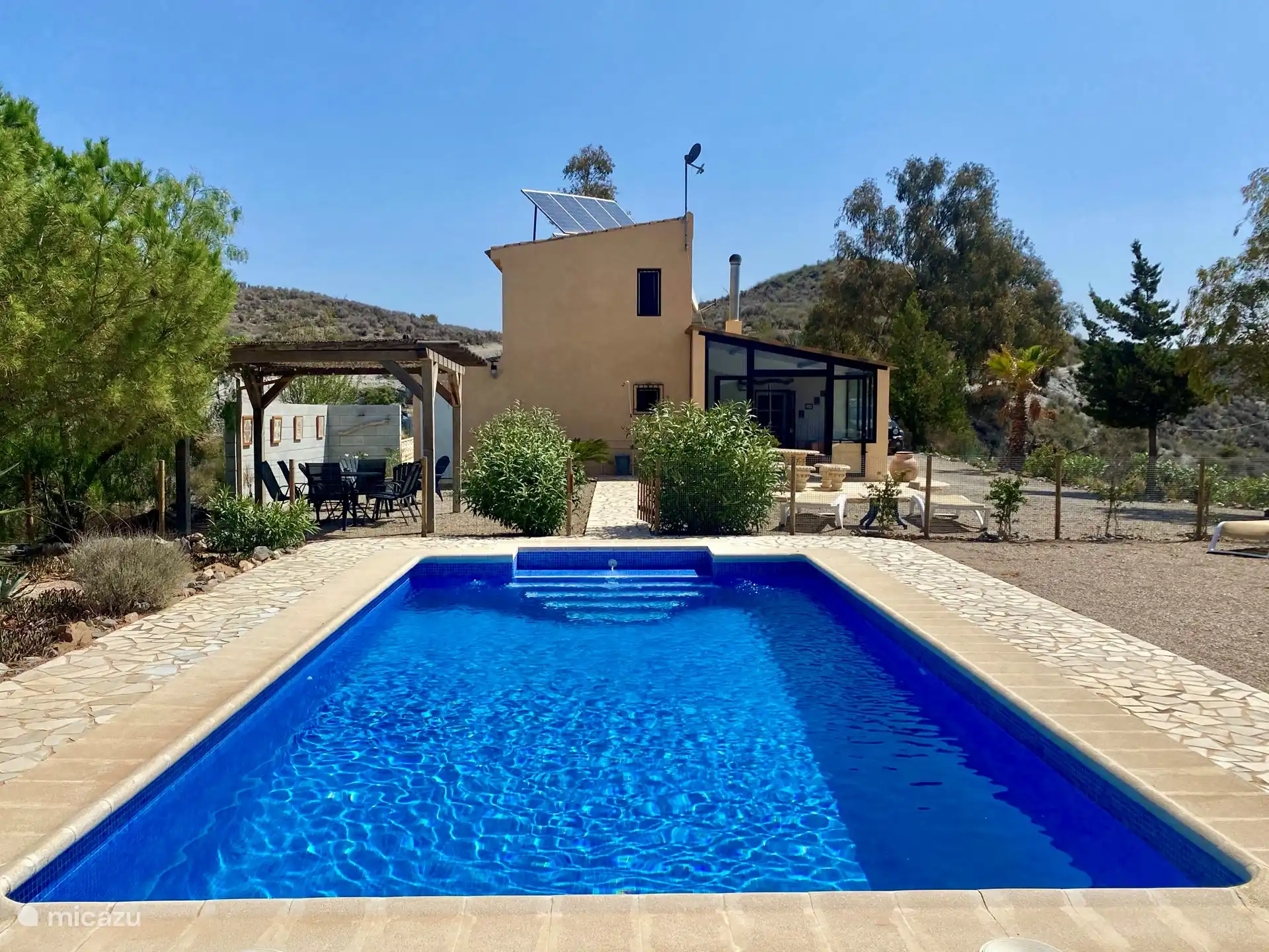 Garten und Schwimmbad