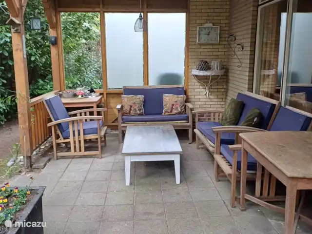 Bunderbos huren in Nederland, Overijssel, Ommen - bungalow Terrasoverkapping voor lekker buiten loungen, ook als het regent