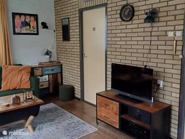 Bunderbos huren in Nederland, Overijssel, Ommen - bungalow Woonkamer met TV