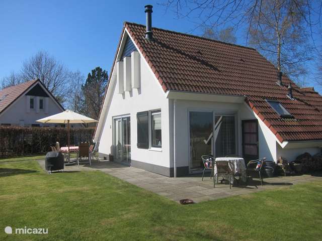 Holiday home in Netherlands, Friesland, Langweer - holiday house The White House