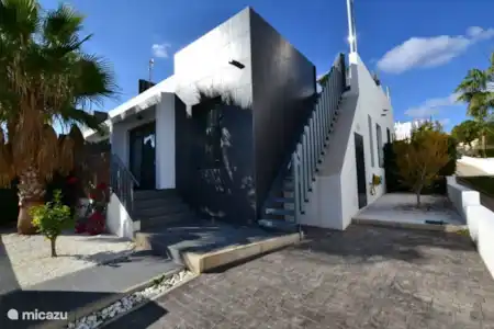 Vakantiehuis Spanje, Costa Blanca, Villamartin - villa Villamartin Voorkant villa