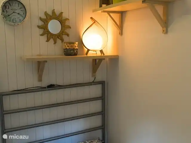 Vakantie Bungalow Sunclass Tignale huren in Italië, Gardameer, Tignale - bungalow Slaapkamer met eenpersoonsbed