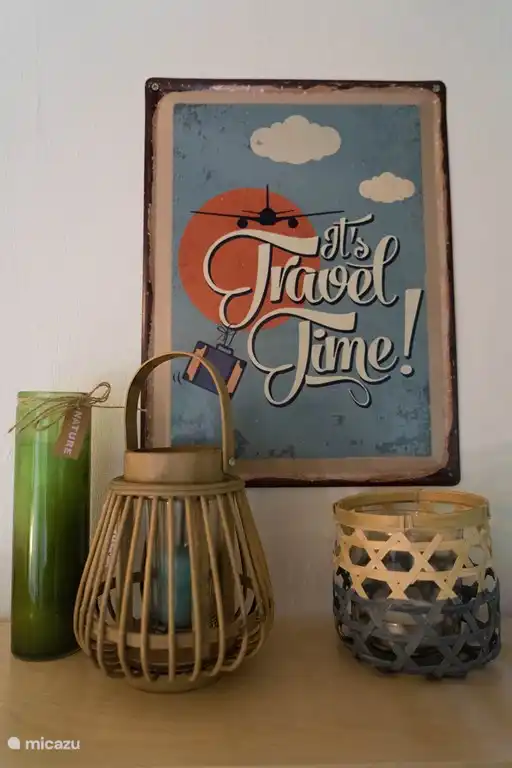 Dormitorio con dos camas individuales