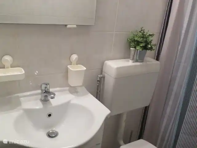 Vakantie Bungalow Sunclass Tignale huren in Italië, Gardameer, Tignale - bungalow Badkamer