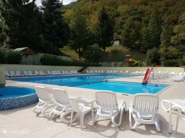Vakantie Bungalow Sunclass Tignale huren in Italië, Gardameer, Tignale - bungalow Zwembad
