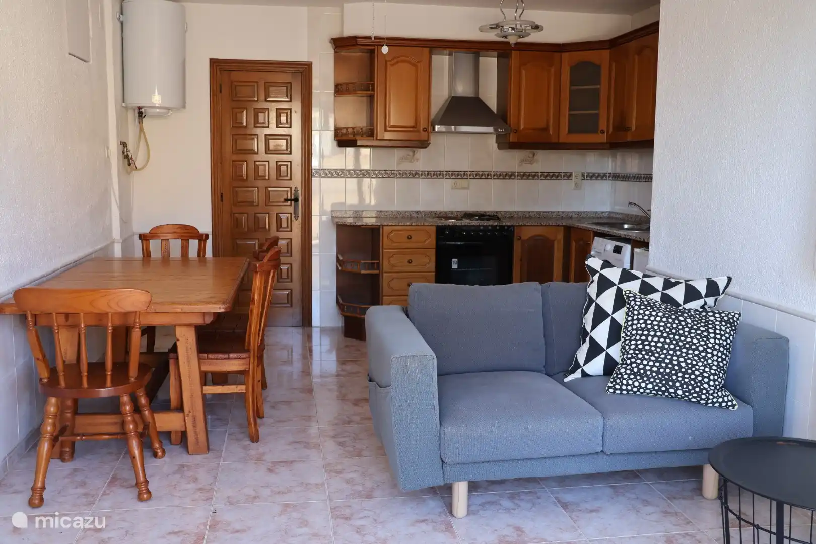 Le salon de l’appartement,