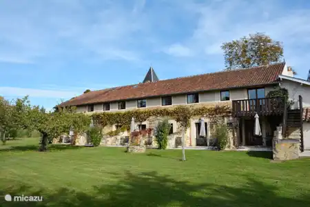 Vakantiehuis Frankrijk, Lot, Prayssac appartement 2p. ap. bij Sprookjesachtig Kasteel .