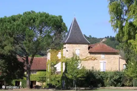 Vakantiehuis Frankrijk, Lot, Prayssac appartement 4p. app. bij Sprookjesachtig Kasteel .