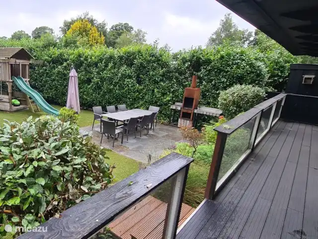 Fort | Pays-Bas, Gueldre, Voorthuizen - bungalow Beau jardin avec une belle véranda où vous pouvez regarder le soleil se coucher (soleil dans le jardin toute la journée)