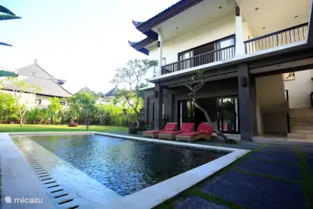 Vacation rental Indonesia, Bali, Keramas - villa Swan Keramas Bali Villa Vacation rental Indonesia, Bali, Keramas - villa Swan Keramas Bali Villa