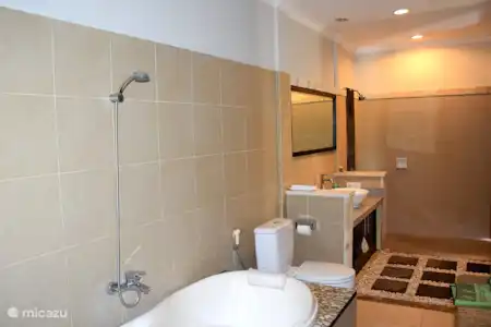 Vacation rental Indonesia, Bali, Keramas - villa Swan Keramas Bali Villa Bathroom
