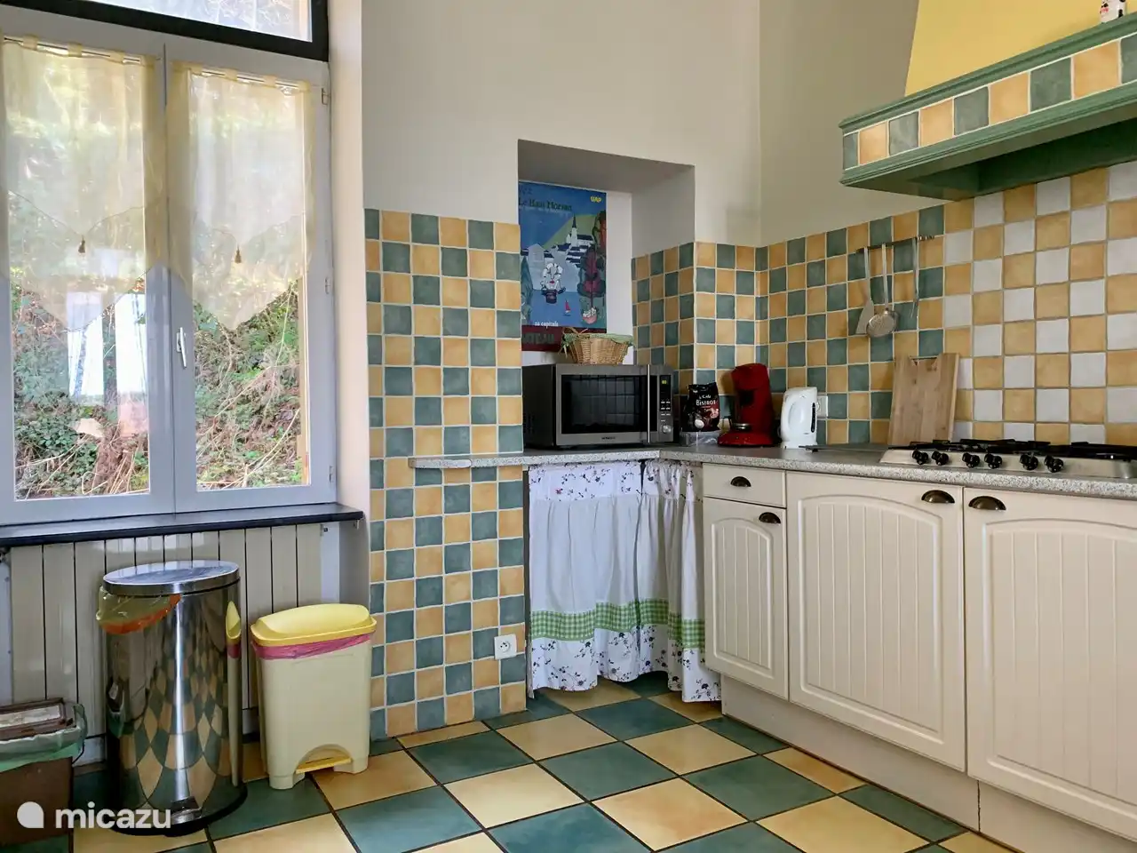 L'Ancienne Ecole in Frankreich, Nièvre, Arleuf - Ferienhaus