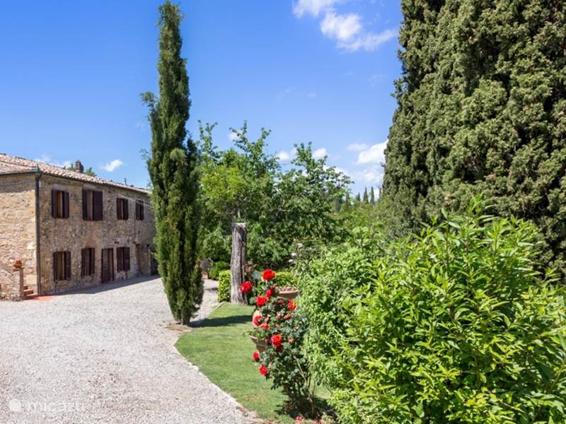Holiday home in Italy, Tuscany, Casole d&#39;Elsa Apartment Apartment Ciliegio - Monti 1824