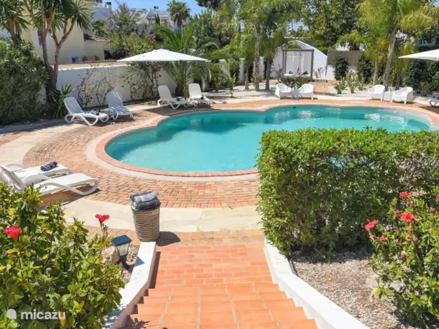 Villa Arcadia Moraira en España, Costa Blanca, Moraira - villa ¡Piscina grande (de agua salada)! ¡Agua maravillosamente suave y agradable para tu piel!