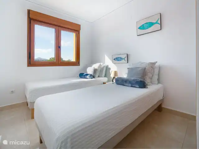 Apartamento Benvinguts en España, Costa Blanca, Jávea - apartamento Dormitorio con dos camas individuales y aire acondicionado.