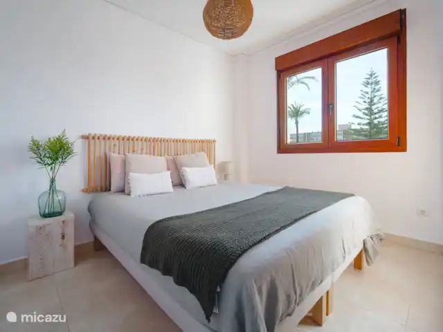 Apartamento Benvinguts en España, Costa Blanca, Jávea - apartamento Dormitorio con amplia cama doble.