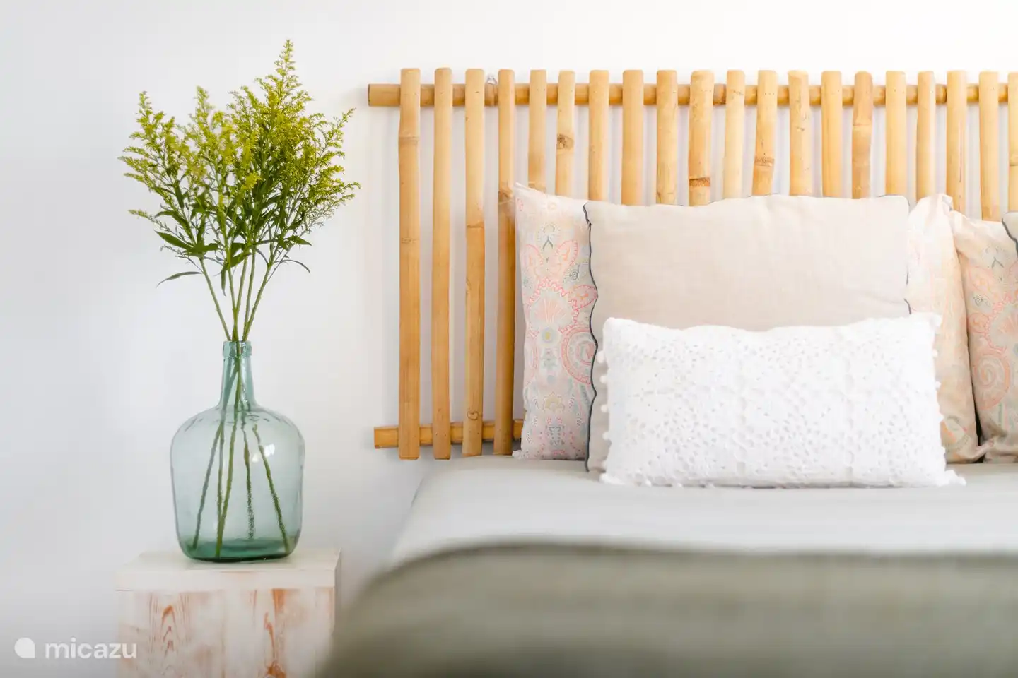 Es un apartamento muy bien amueblado, cuidado y sobre todo limpio. Decoración moderna.