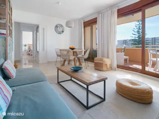 Apartamento Benvinguts en España, Costa Blanca, Jávea - apartamento Apartamento elegante y completamente amueblado con un hermoso balcón espacioso con una hermosa vista de las canchas de tenis.