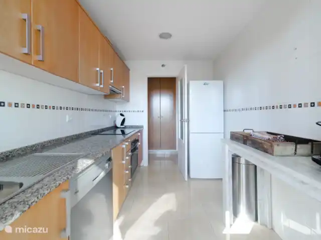 Apartamento Benvinguts en España, Costa Blanca, Jávea - apartamento Amplia cocina totalmente equipada con cafetera Nespresso y Dolce Gusto.