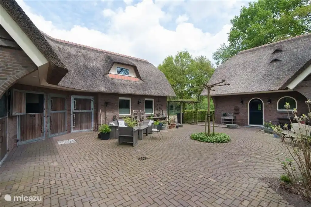 Rent The Swallow in Veenendaal, Utrecht. Micazu