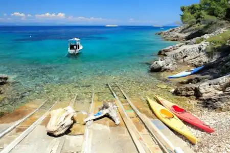 Vakantiehuis Kroatië, Korcula – villa Villa Aquamarina u heeft de beschikking over drie zeekajaks
