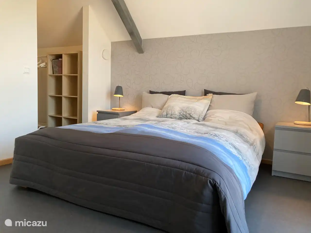 slaapkamer met inloopkast