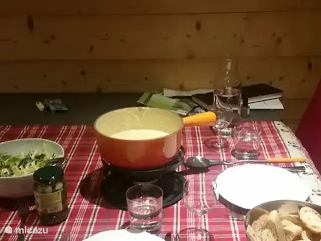 Le Percé Neige, Portes du Soleil | France, Haute-Savoie, La Chapelle-d'Abondance - appartement Une soirée fondue au fromage