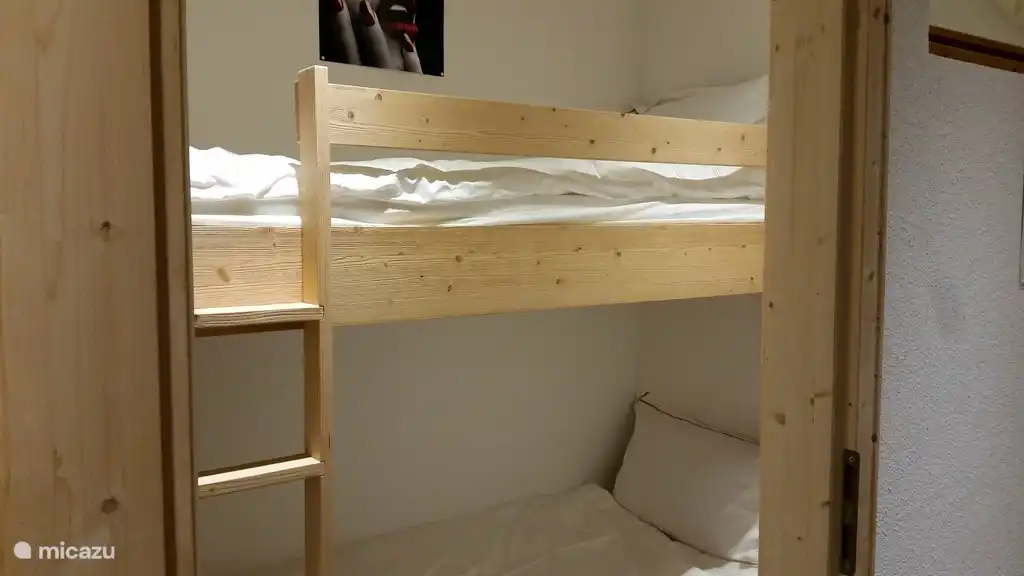 Schlafzimmer mit Etagenbett