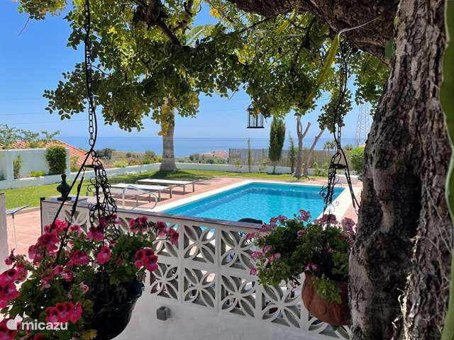 Vakantiehuis Spanje, Costa del Sol, Malaga - villa La Manganera met zwembad en zeezicht