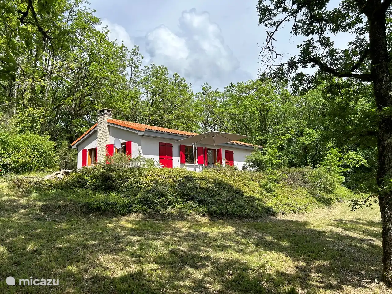 Casas rurales indelot cerca de Cahors, piscina a 5 km