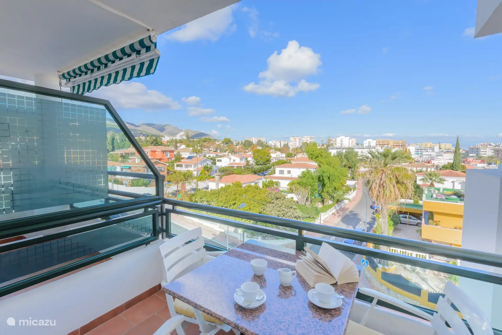 Strand von Benalmadena in Spanien, Costa del Sol, Benalmádena - Appartement