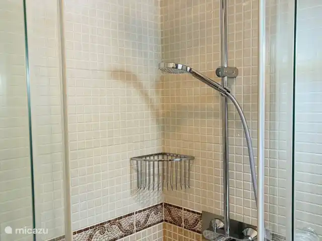 Location de Vacances Espagne, Costa del Sol, Benalmádena, appartement - Plage de Benalmadena deuxième salle de bain