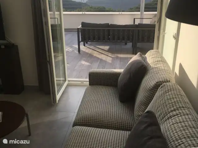 Lerici - Cinque Terre - Toscane No.3 | Italie, Ligurie, Lerici - appartement Vue terrasse, parc et mer depuis le salon