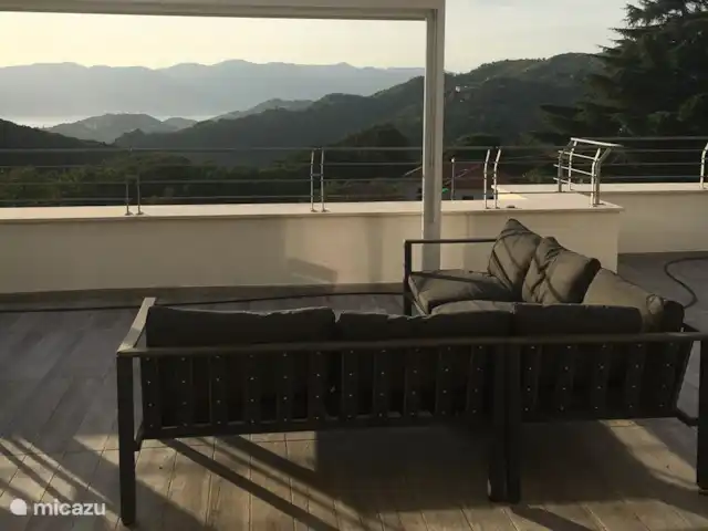 Lerici - Cinque Terre - Toscane No.3 | Italie, Ligurie, Lerici - appartement Terrasse devant salon