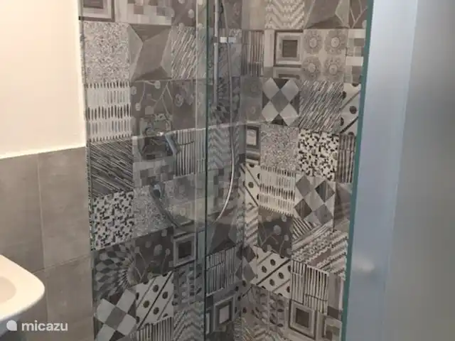 Lerici - Cinque Terre - Toscane No.3 | Italie, Ligurie, Lerici - appartement Douche