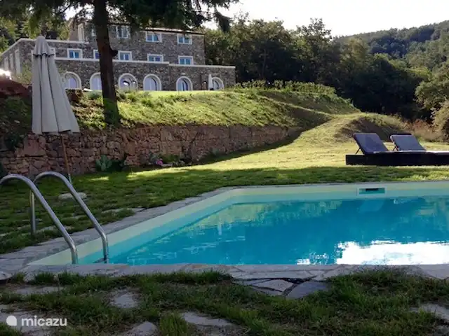 Lerici - Cinque Terre - Toscane No.3 | Italie, Ligurie, Lerici - appartement La maison, le jardin et la piscine