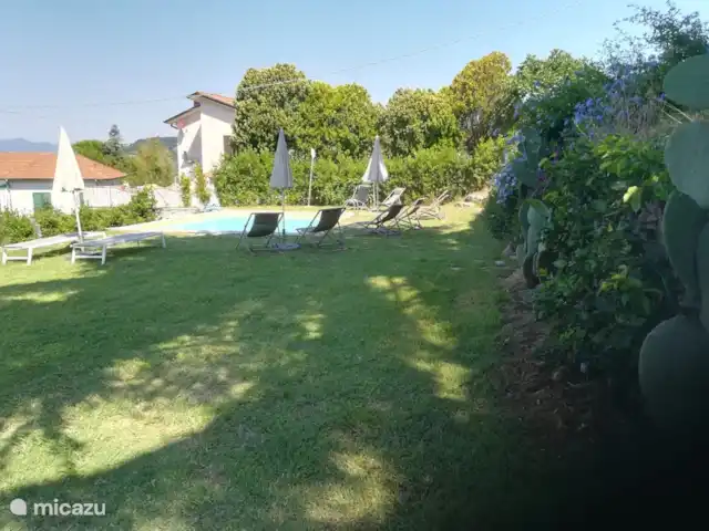 Lerici - Cinque Terre - Toscane No.3 | Italie, Ligurie, Lerici - appartement Vue piscine jardin commun